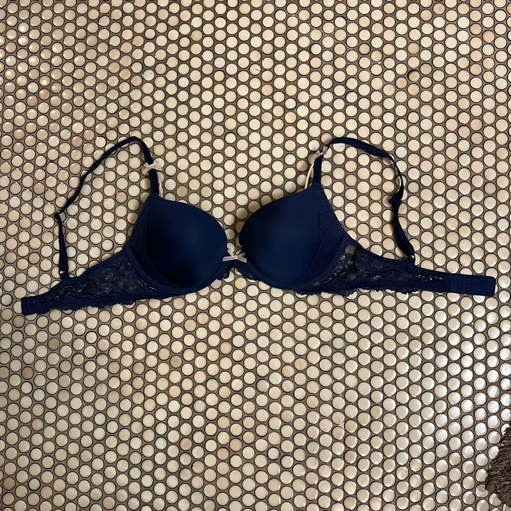 Victoria’s Secret Dream Angels Push-up Bra 34C